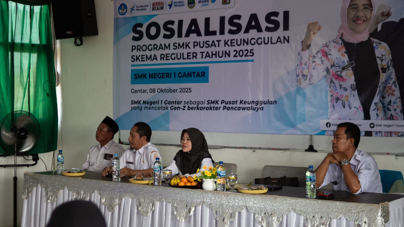 District administrators in a meeting